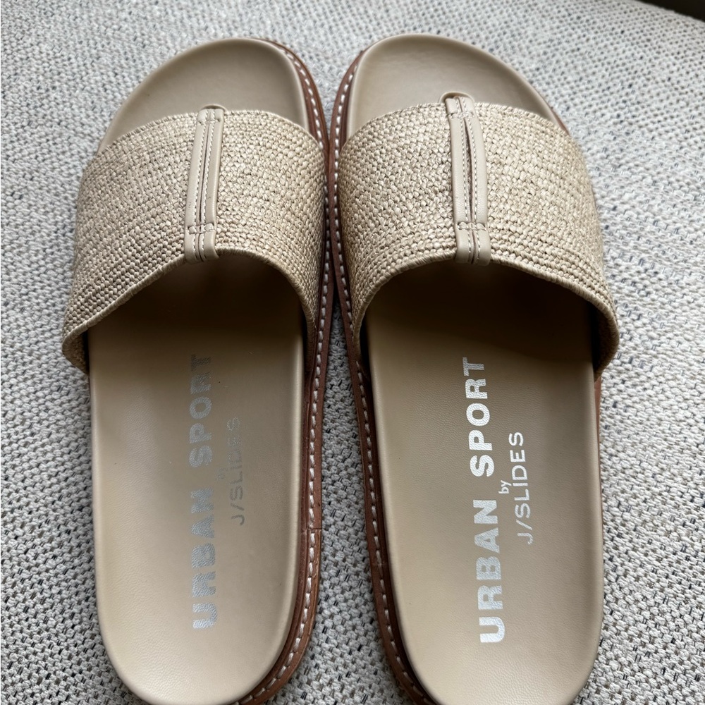 J Slides Beige Woven Sandals - Picture 3 of 4